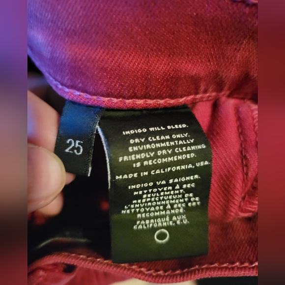 * * J BRAND stretchy zipper jeans. Zipper pockets Final Discount - Picture 7 of 10